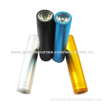 Pocket Power Banks with 2,800mAh Capacity, 5V/500mAh OutputNew